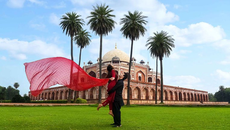  Royal pre-wedding shoot at Humayun’s Tomb
