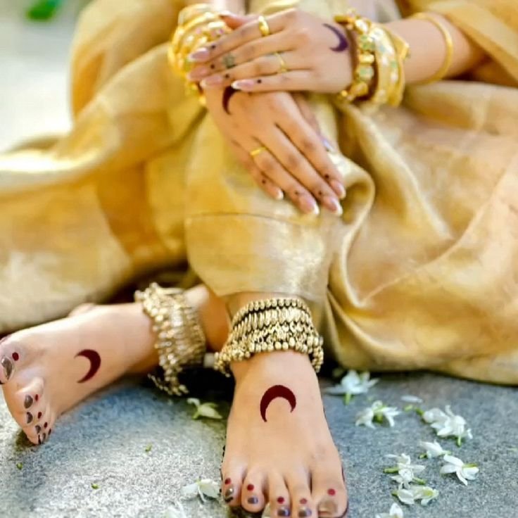 Emotional bridal moment with alta ritual