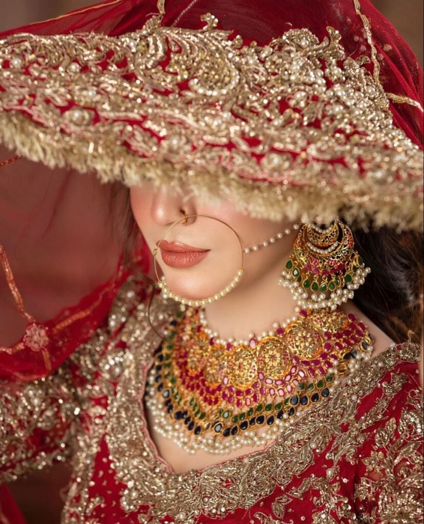 bridal dupatta over face photo pose