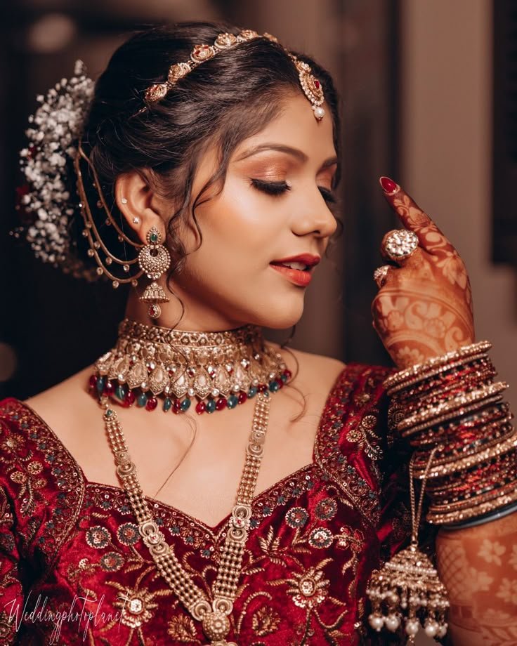 bridal side profile wedding photo